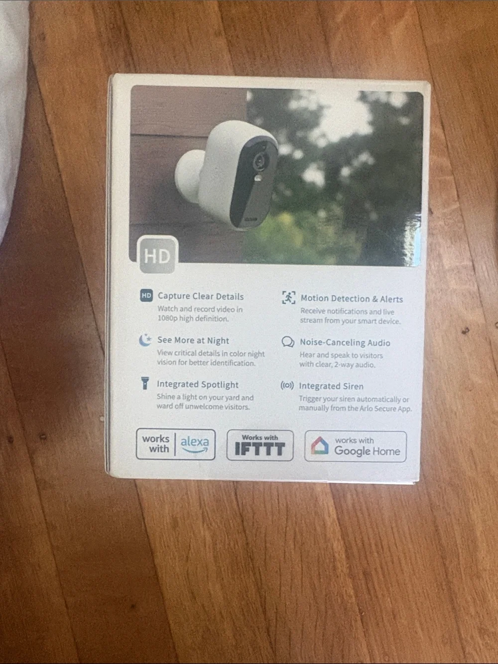Arlo Essential Outdoor Camera (2nd Gen) - White